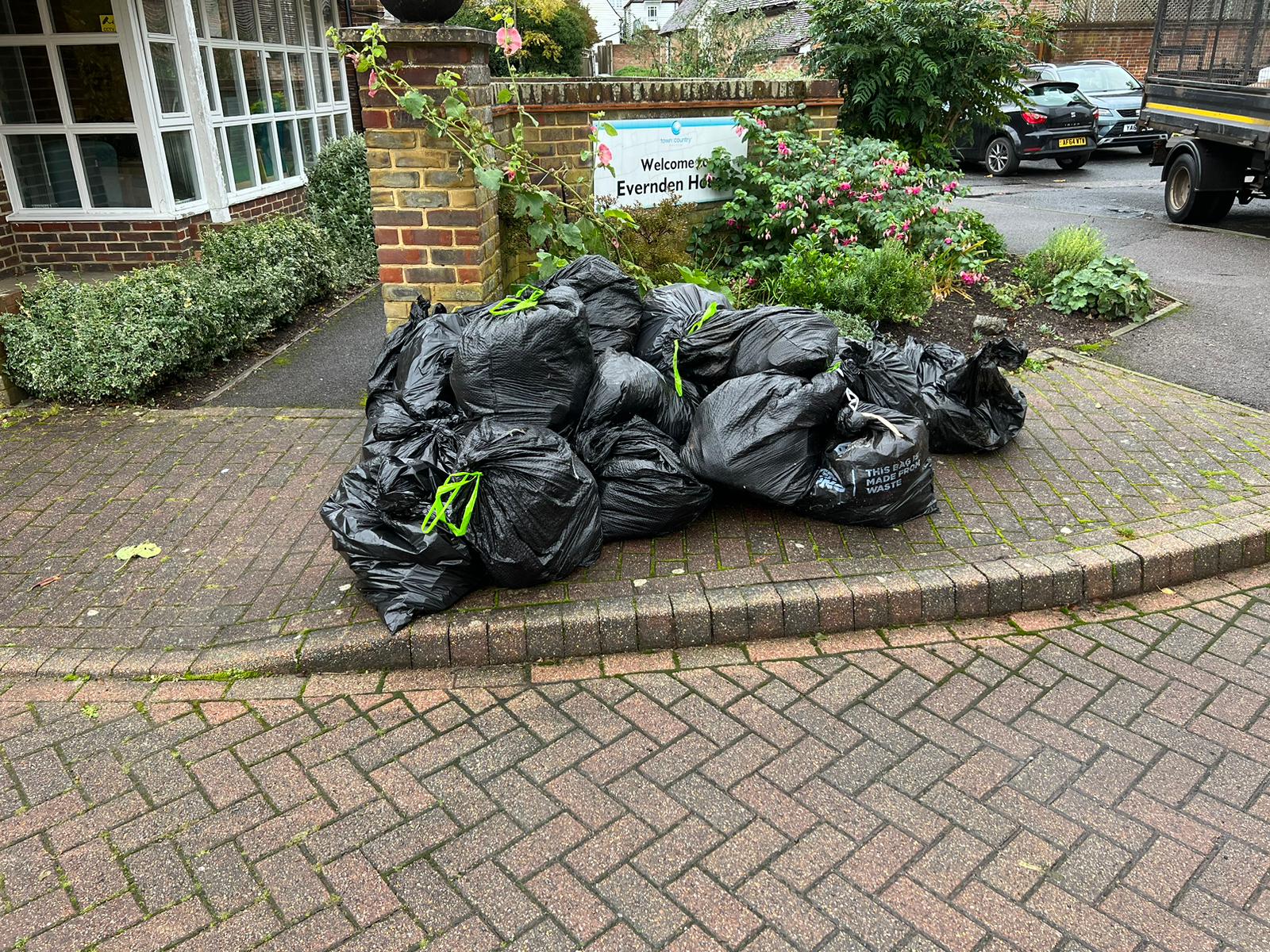 Rubbish Removal Near Me? EnviRecycle Ltd offer a professional rubbish removal and waste collection service in London and Surrey