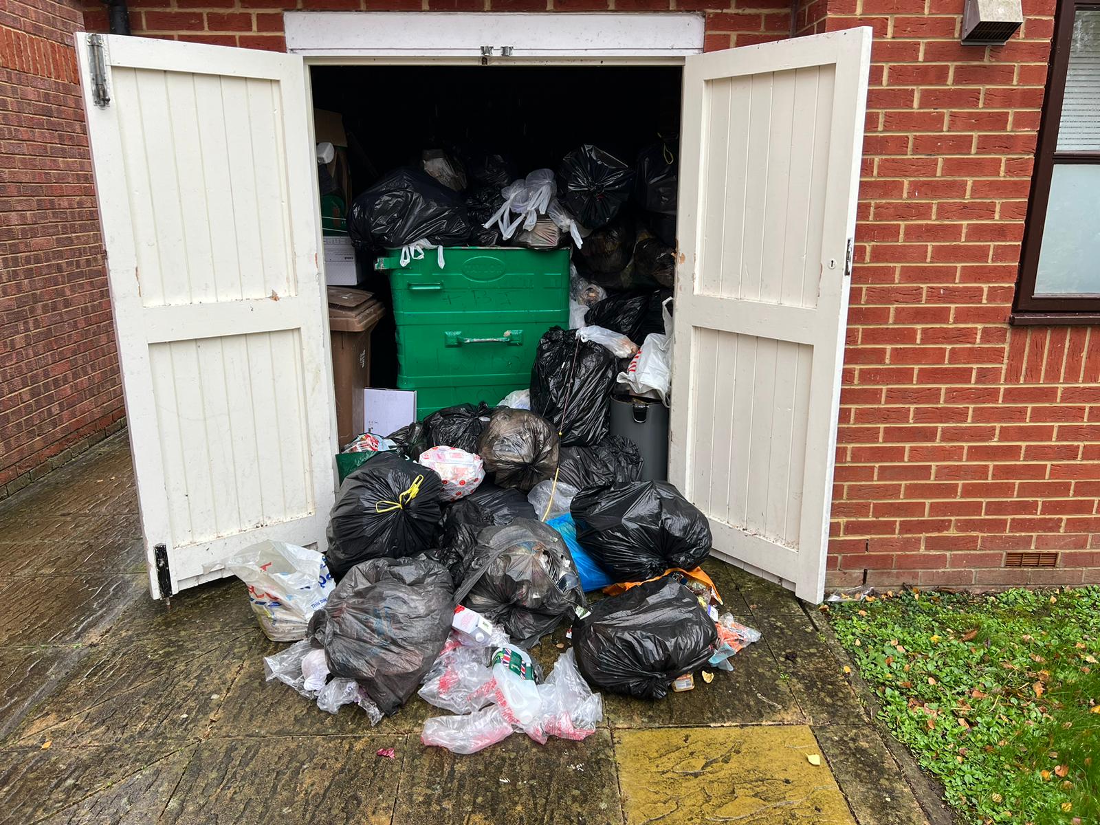 Commercial Rubbish Removal in London and Surrey Including bin stores, offices, factories, builders waste and more by EnviRecycle Ltd